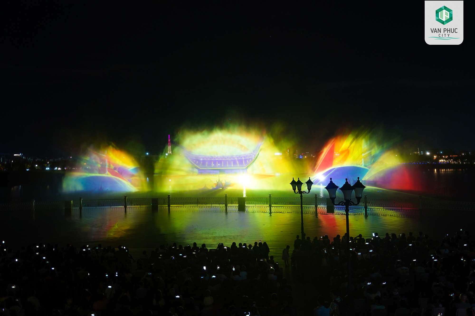ĐÊM CỔ TÍCH CÙNG VAN PHUC WATER SHOW